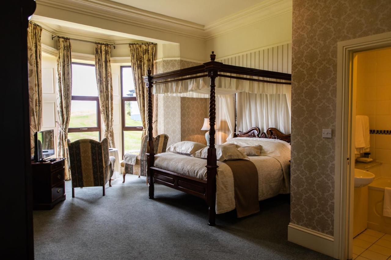 Ballinalacken Castle Country House Hotel Дулин Екстериор снимка