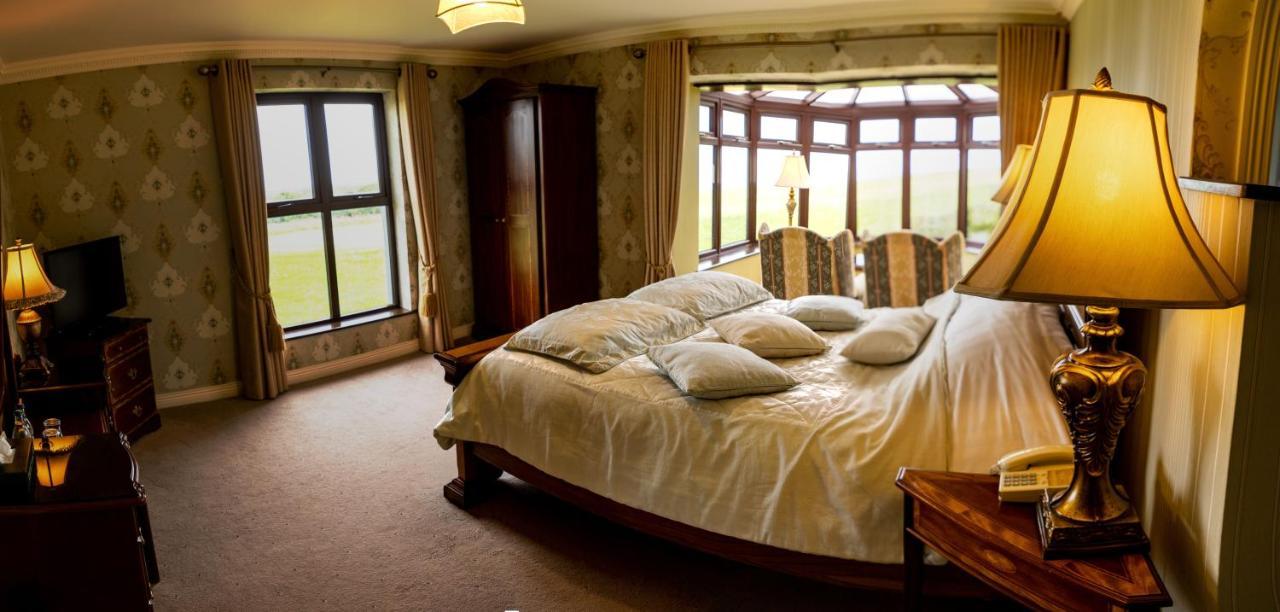 Ballinalacken Castle Country House Hotel Дулин Екстериор снимка